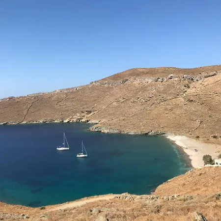 Villa G & K's Blue And Yellow Suites Kithnos